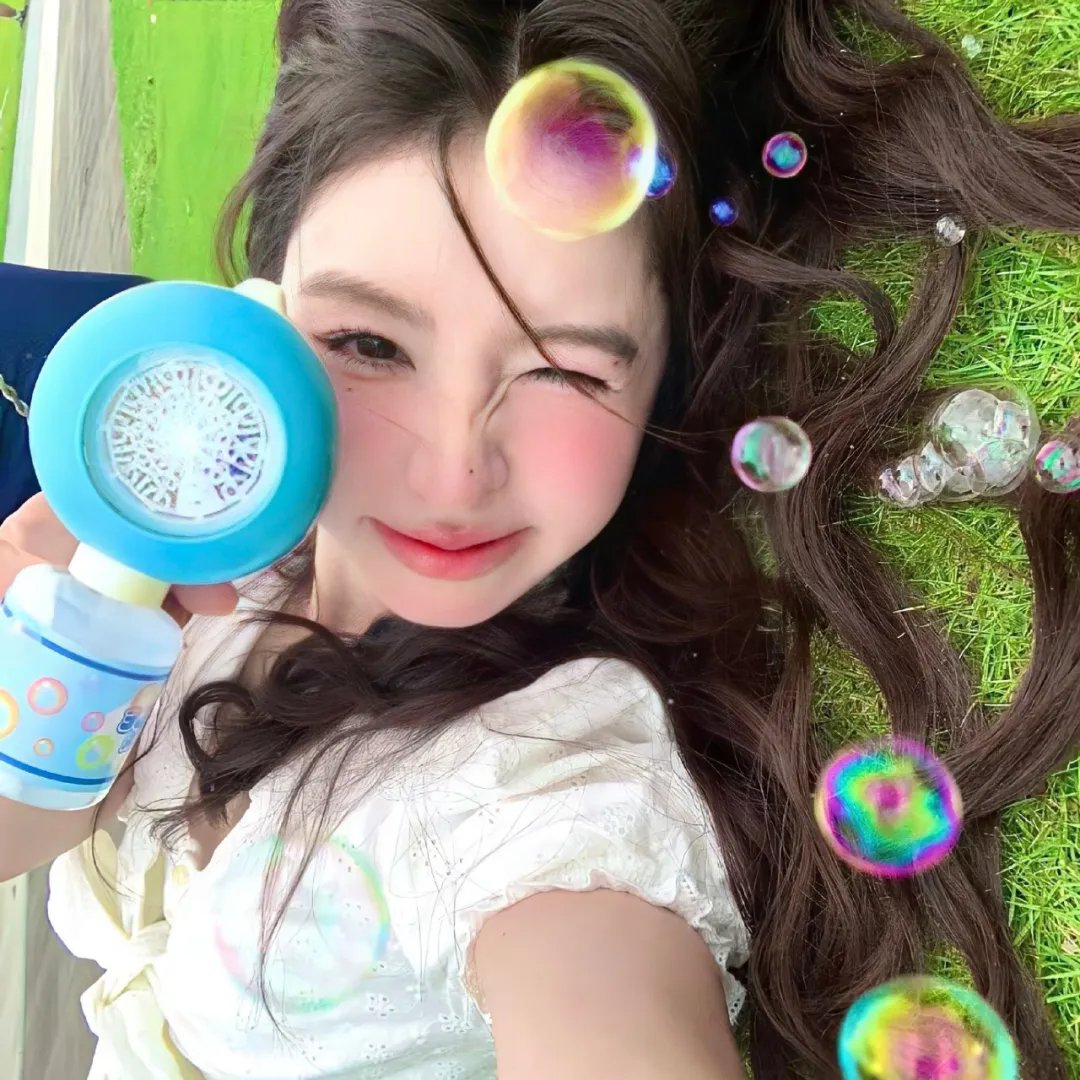 万花嬉春